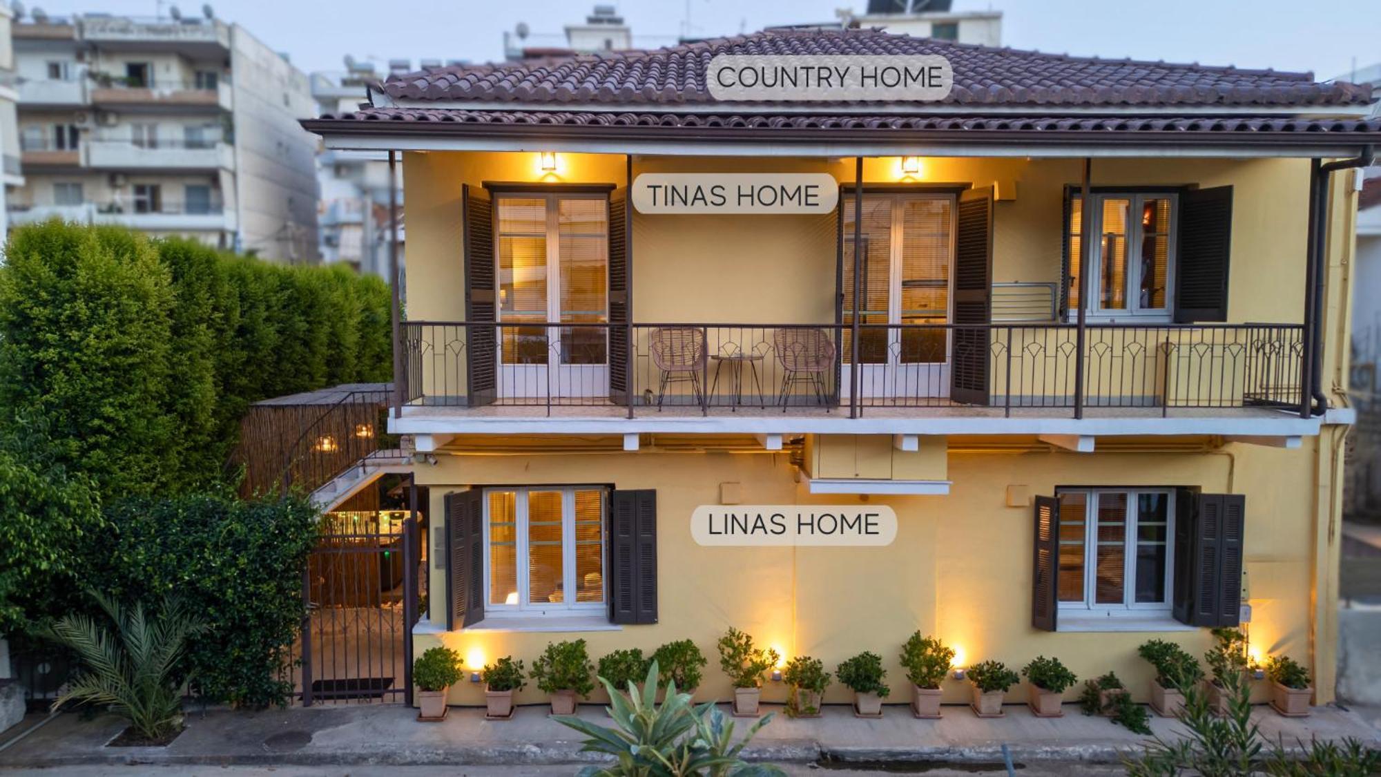 Tinas Home - Kalamata Mediterranean Villas מראה חיצוני תמונה